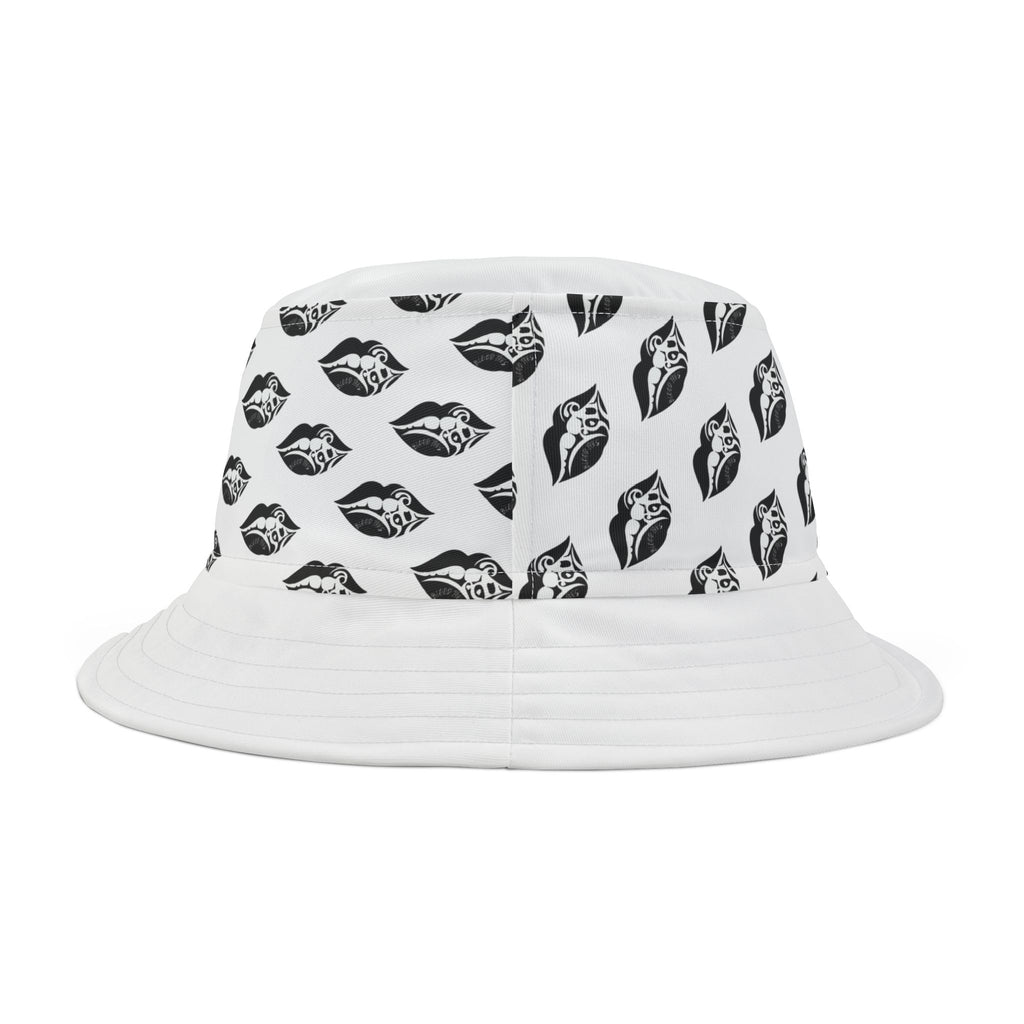 Black Kiss Print Bucket Hat — Repeated Lip Pattern Sun Hat