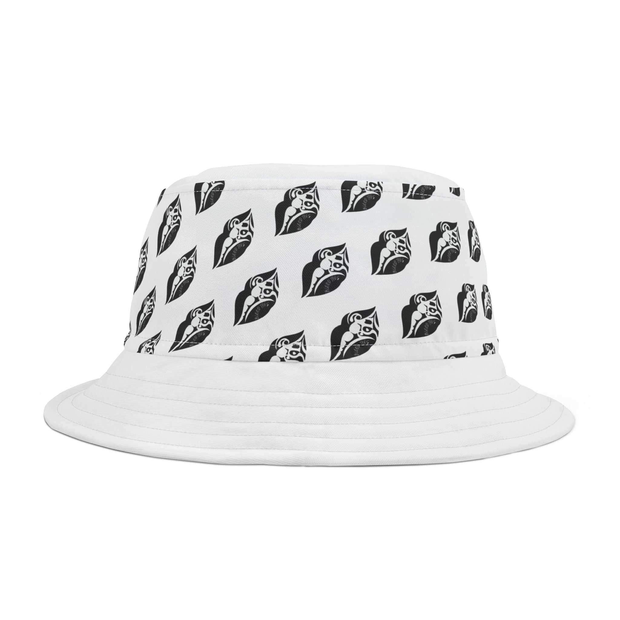 Black Kiss Print Bucket Hat — Repeated Lip Pattern Sun Hat